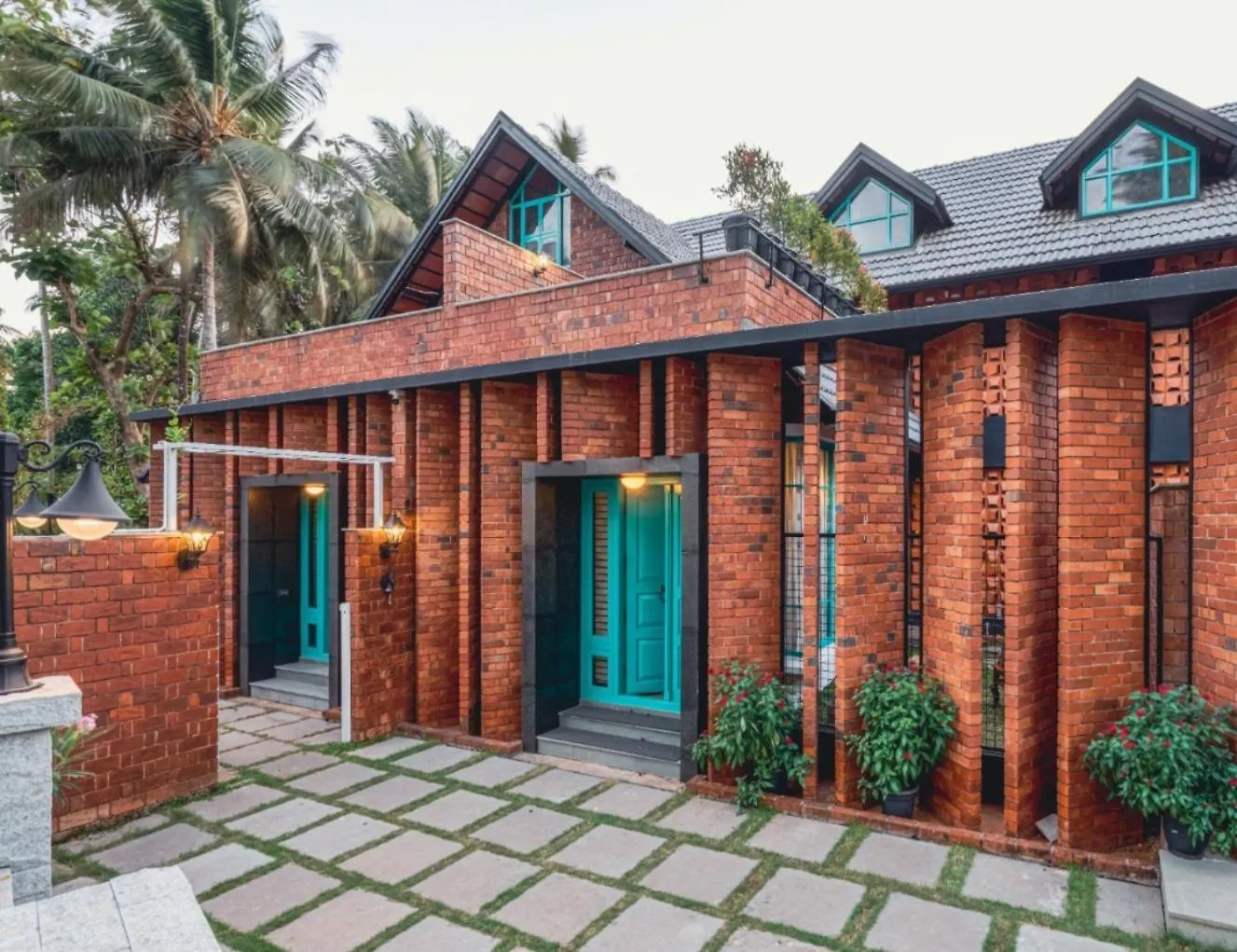 Tentgram Brickhouse Kozsíkóde Villa
