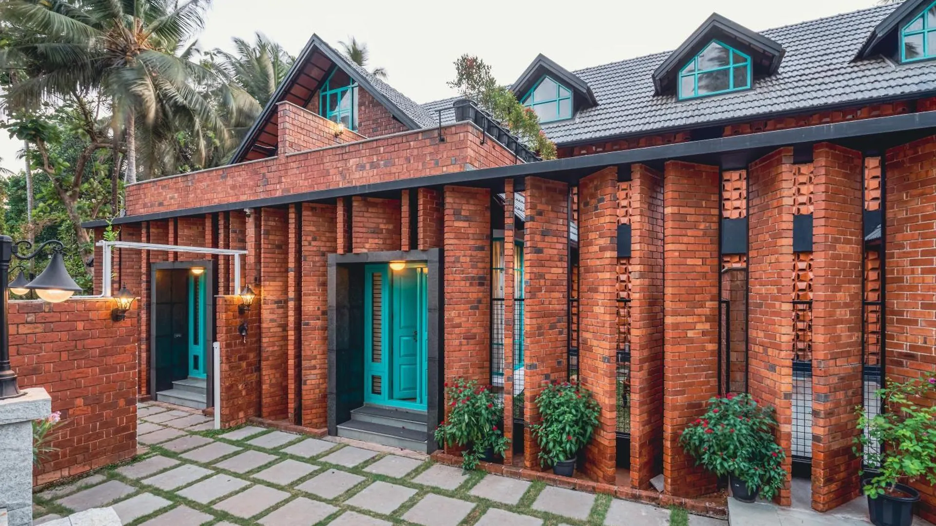Tentgram Brickhouse Kozsíkóde India